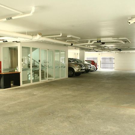 The Baycliff Residences Patong Екстериор снимка