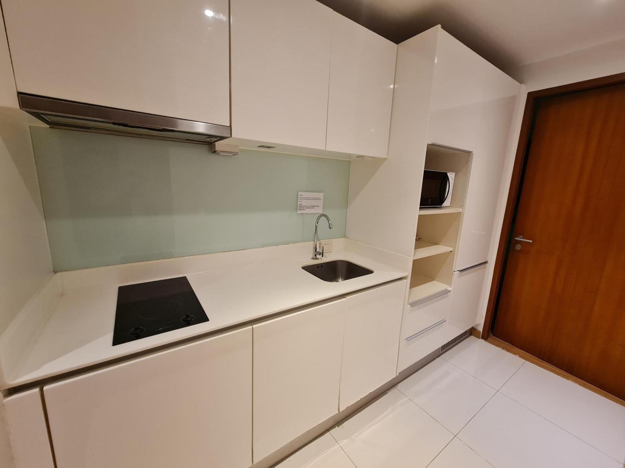 The Baycliff Residences Patong Екстериор снимка