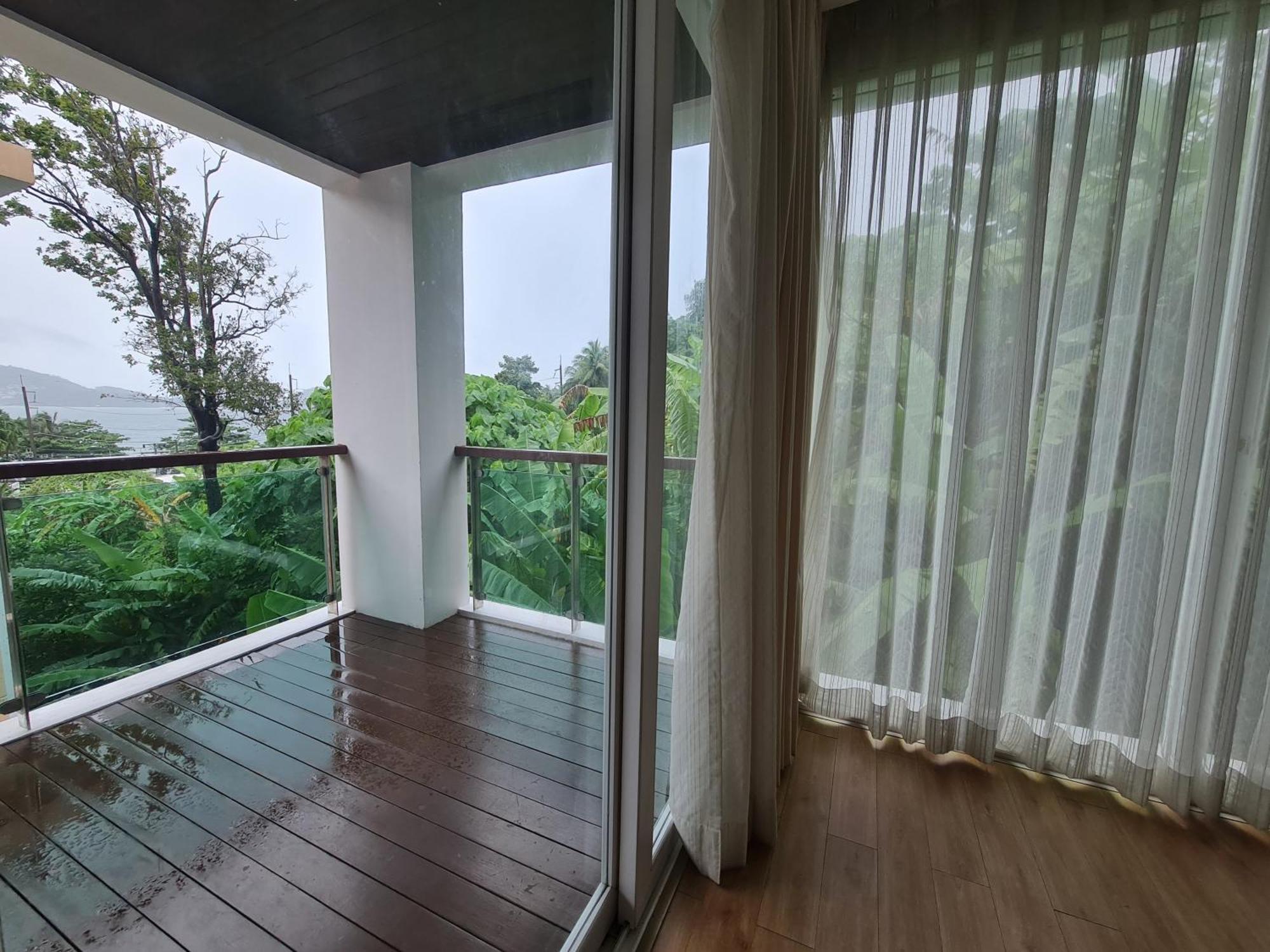 The Baycliff Residences Patong Екстериор снимка