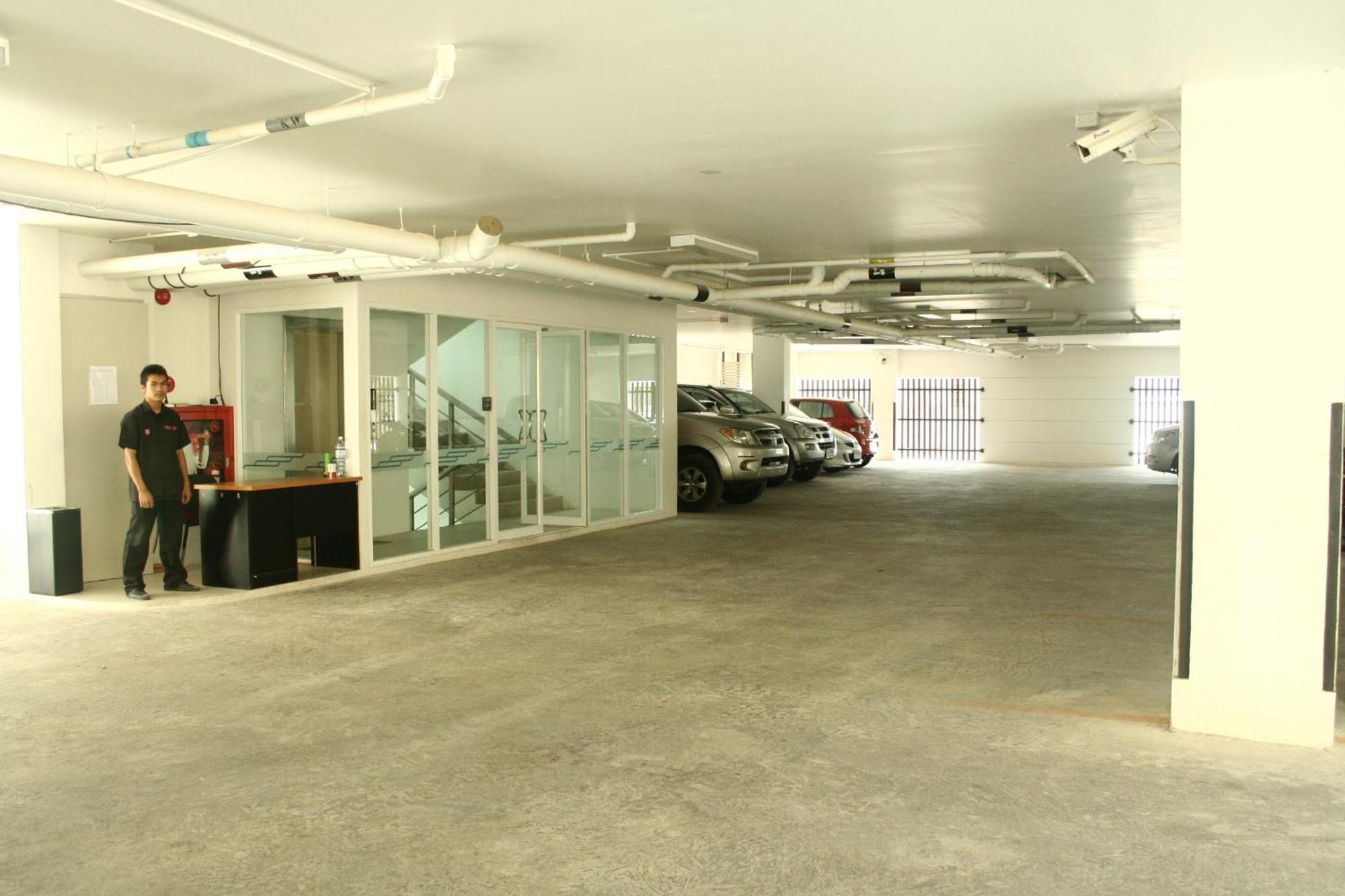 The Baycliff Residences Patong Екстериор снимка