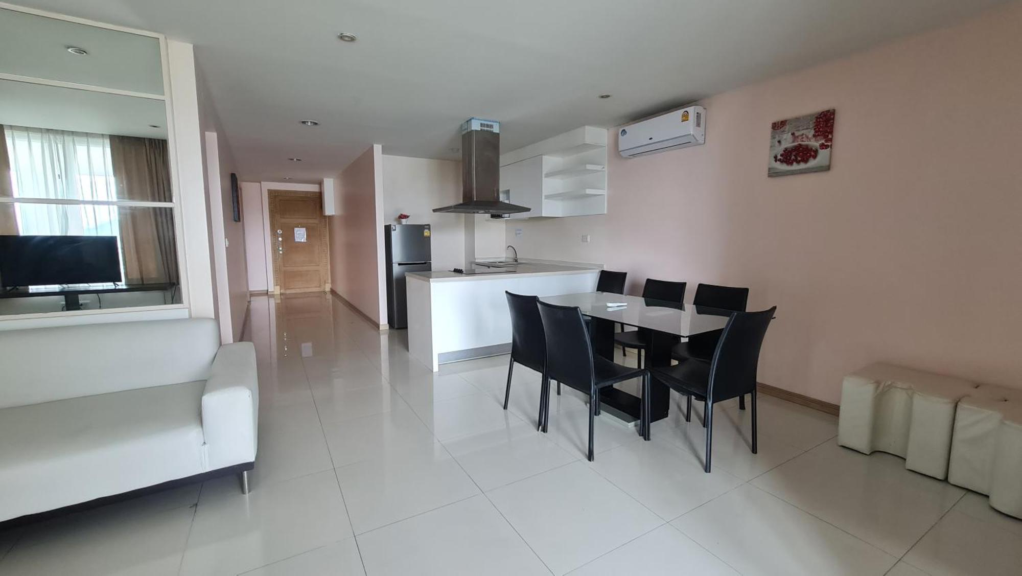 The Baycliff Residences Patong Екстериор снимка